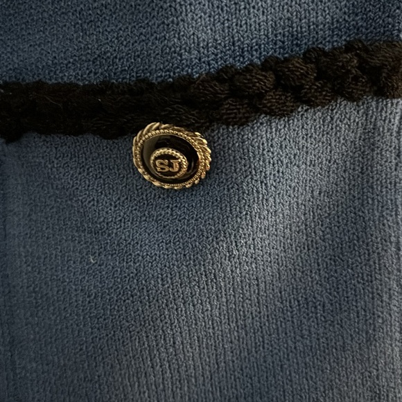 St John Collection Size 6 zip up sweater jacket Periwinkle Blue with Black Trim - Picture 3 of 13